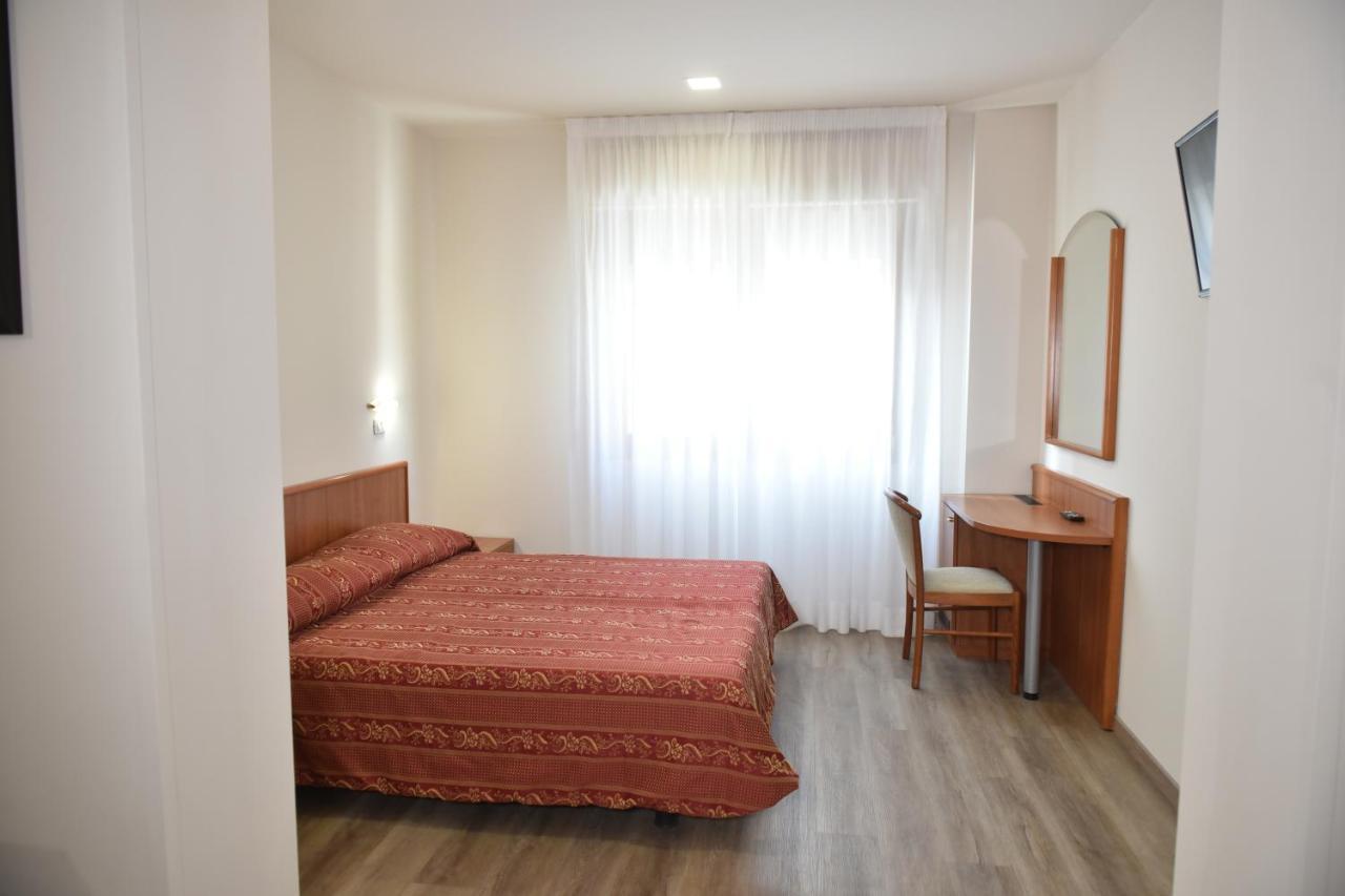 Hotel E Appartamenti La Solaria San Giovanni Rotondo Kültér fotó
