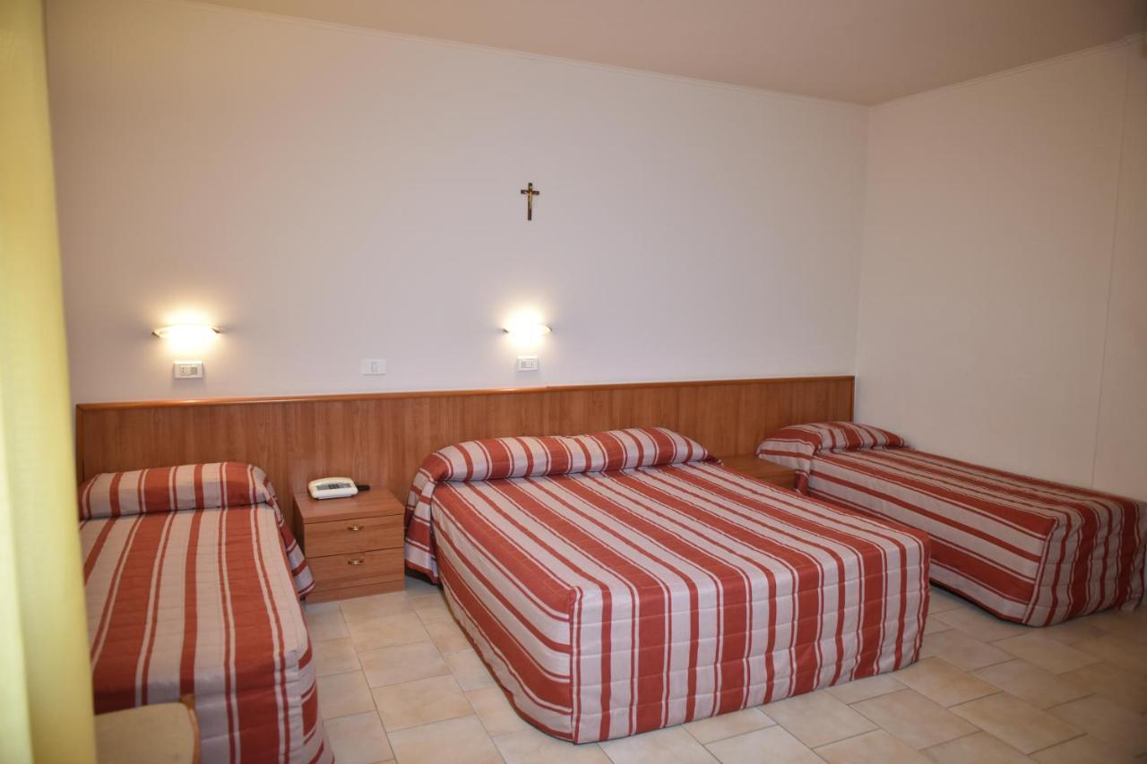 Hotel E Appartamenti La Solaria San Giovanni Rotondo Kültér fotó